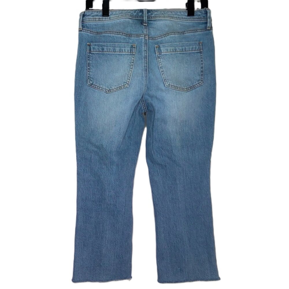 Talbots Petite Demi Boot Crop Blue Jean Raw Hem Mid-Rise Medium Wash EUC Sz 4P - Picture 3 of 6